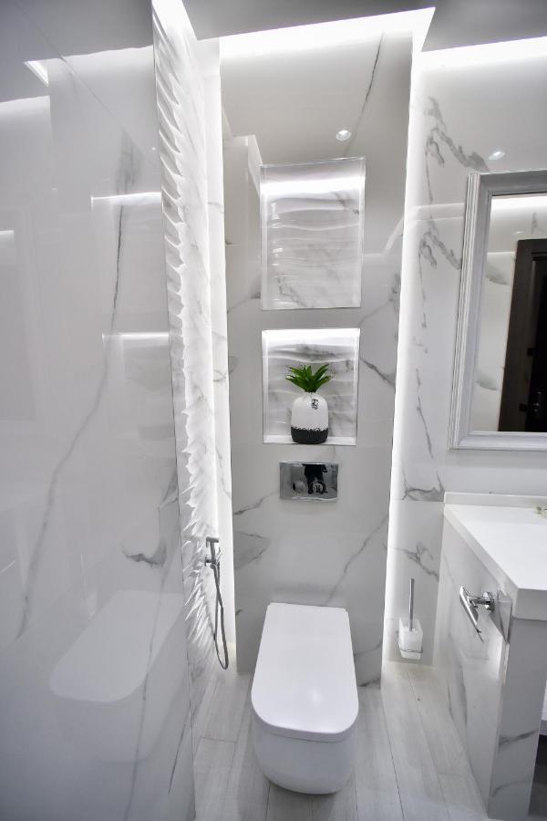 Bourbon Boutique Hotel Yerevan Exterior foto