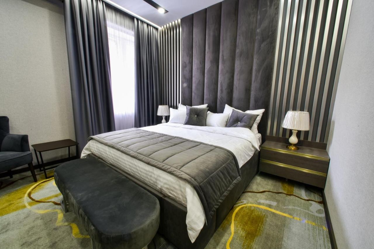 Bourbon Boutique Hotel Yerevan Exterior foto