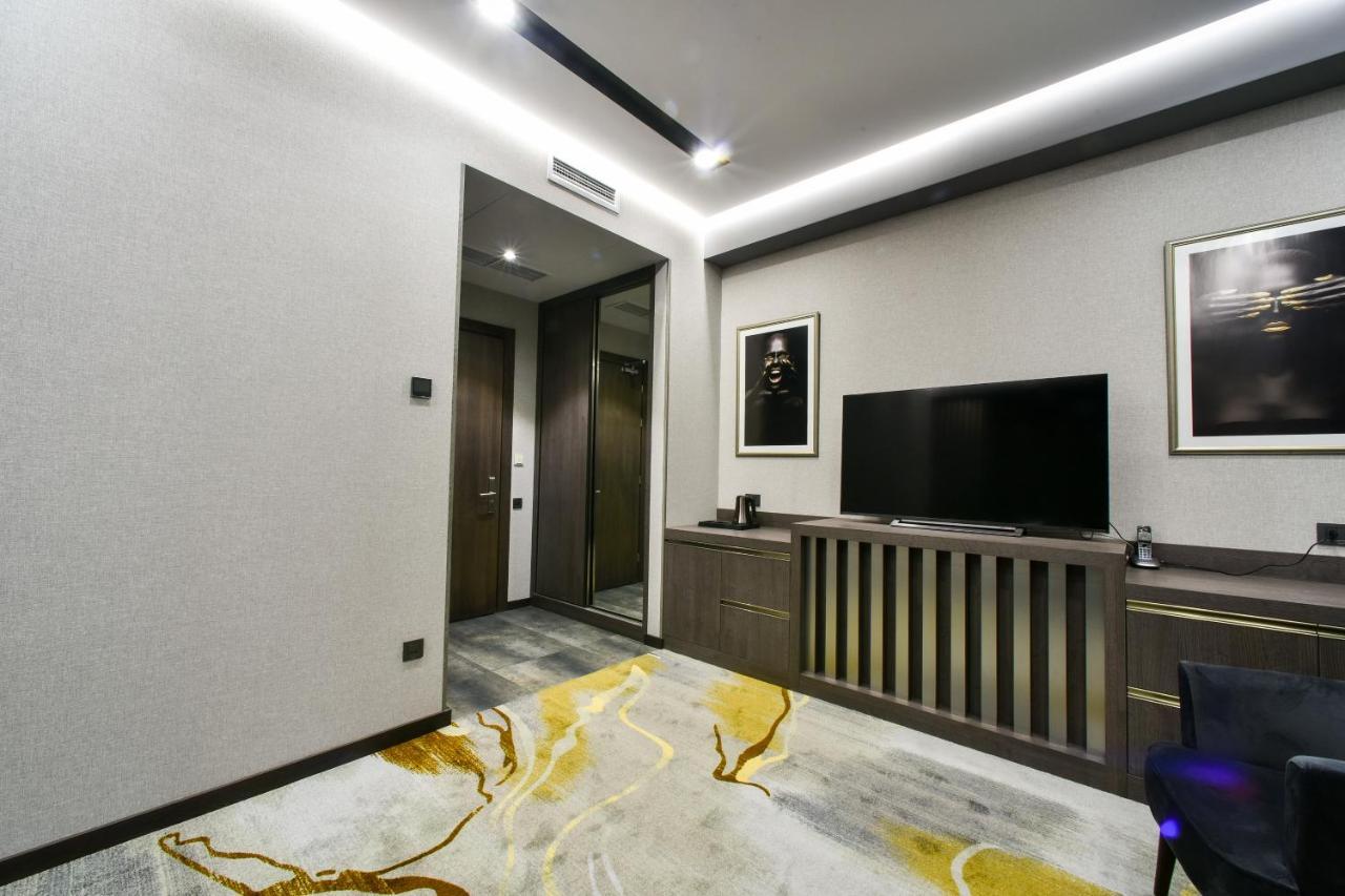Bourbon Boutique Hotel Yerevan Exterior foto