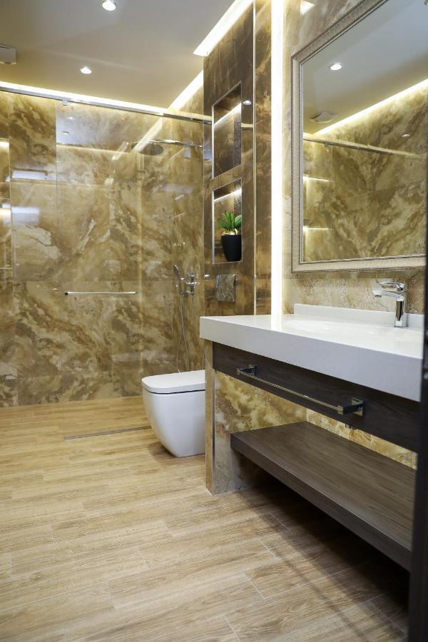 Bourbon Boutique Hotel Yerevan Exterior foto