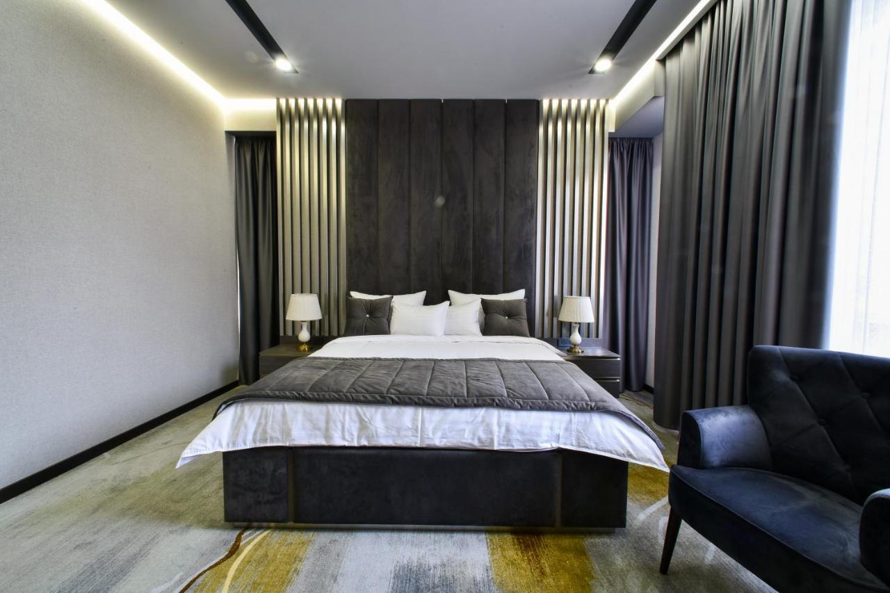 Bourbon Boutique Hotel Yerevan Exterior foto
