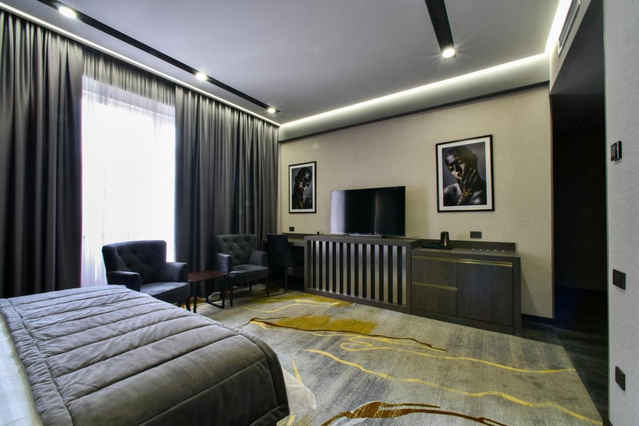 Bourbon Boutique Hotel Yerevan Exterior foto