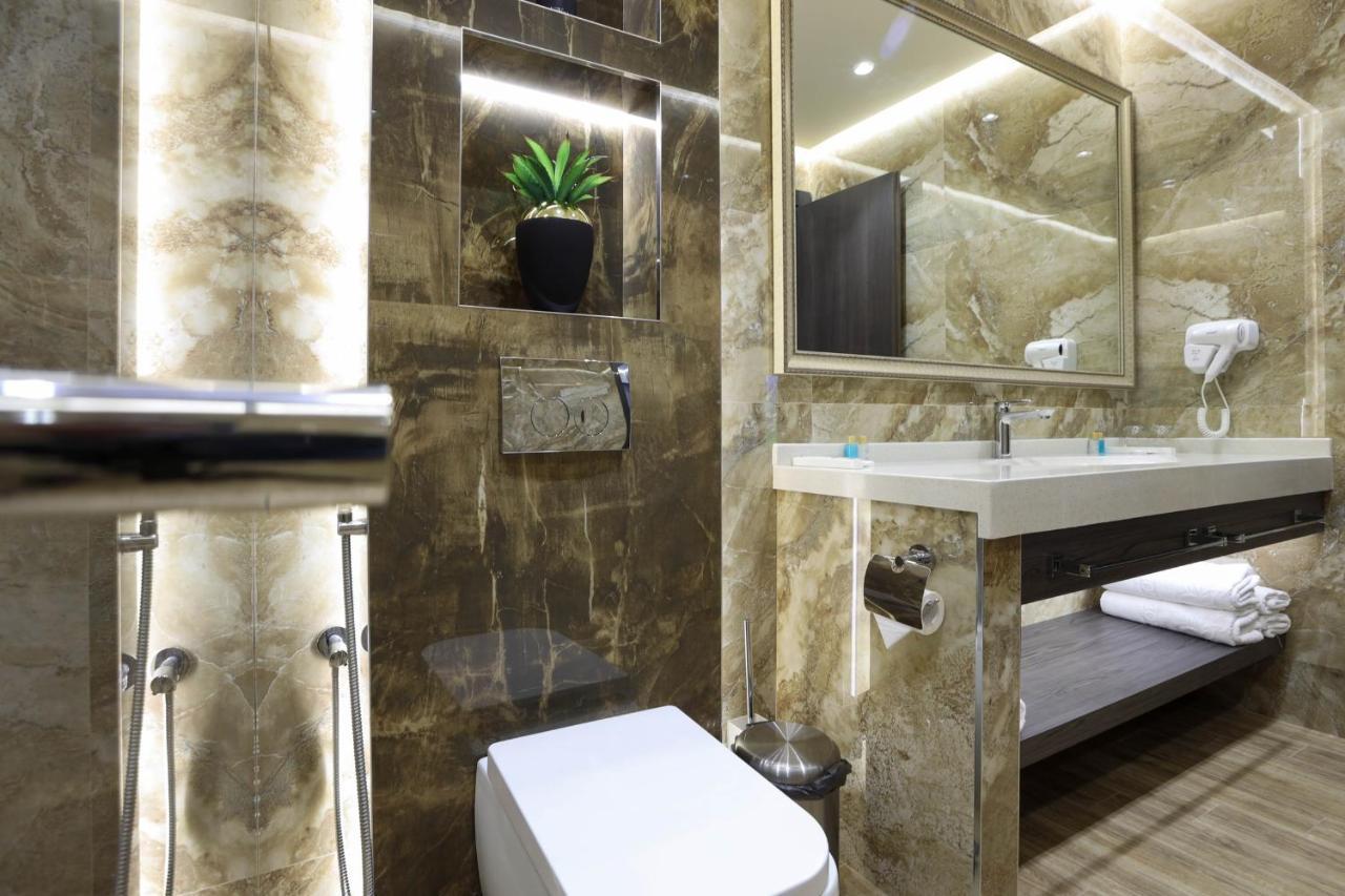 Bourbon Boutique Hotel Yerevan Exterior foto