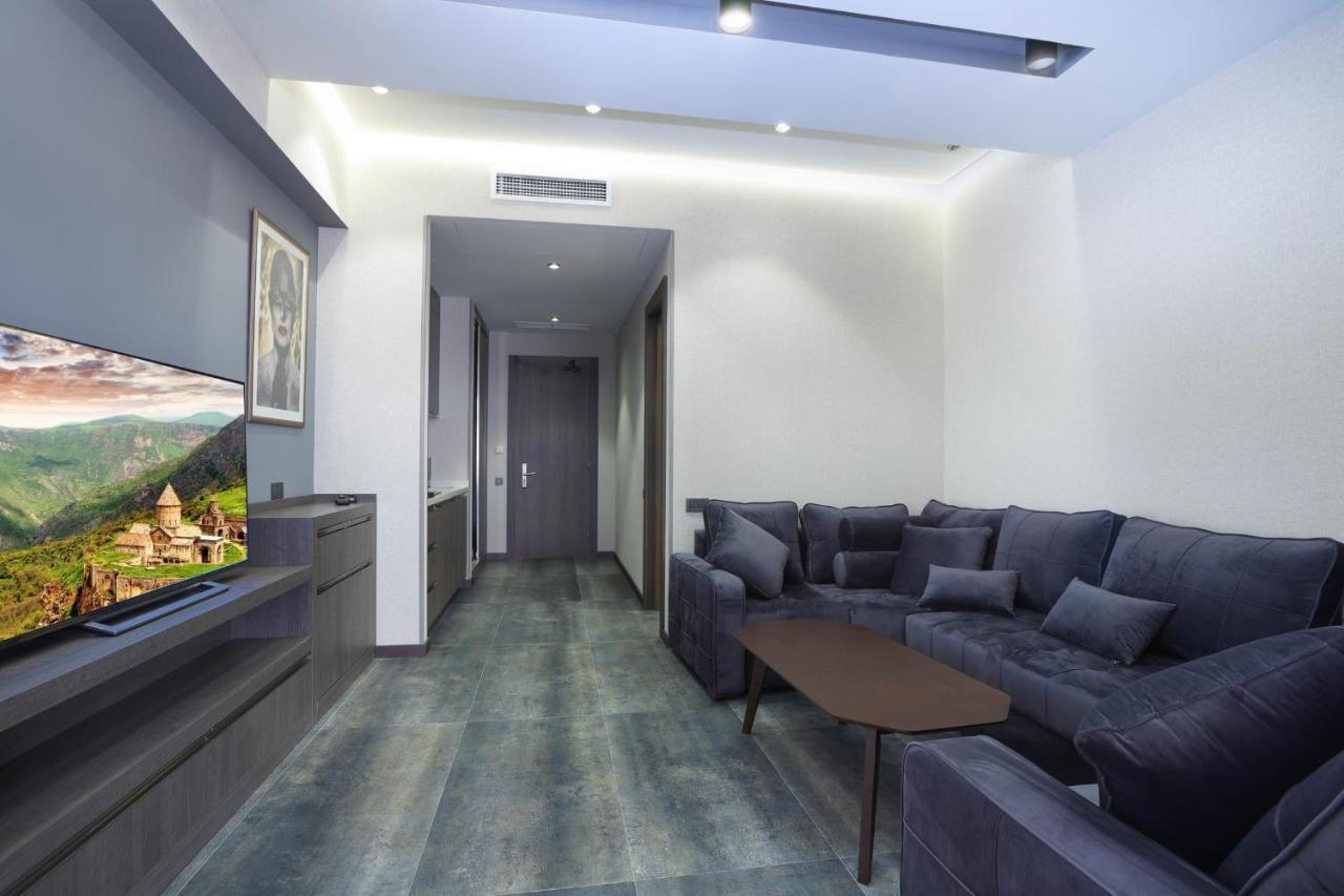 Bourbon Boutique Hotel Yerevan Exterior foto