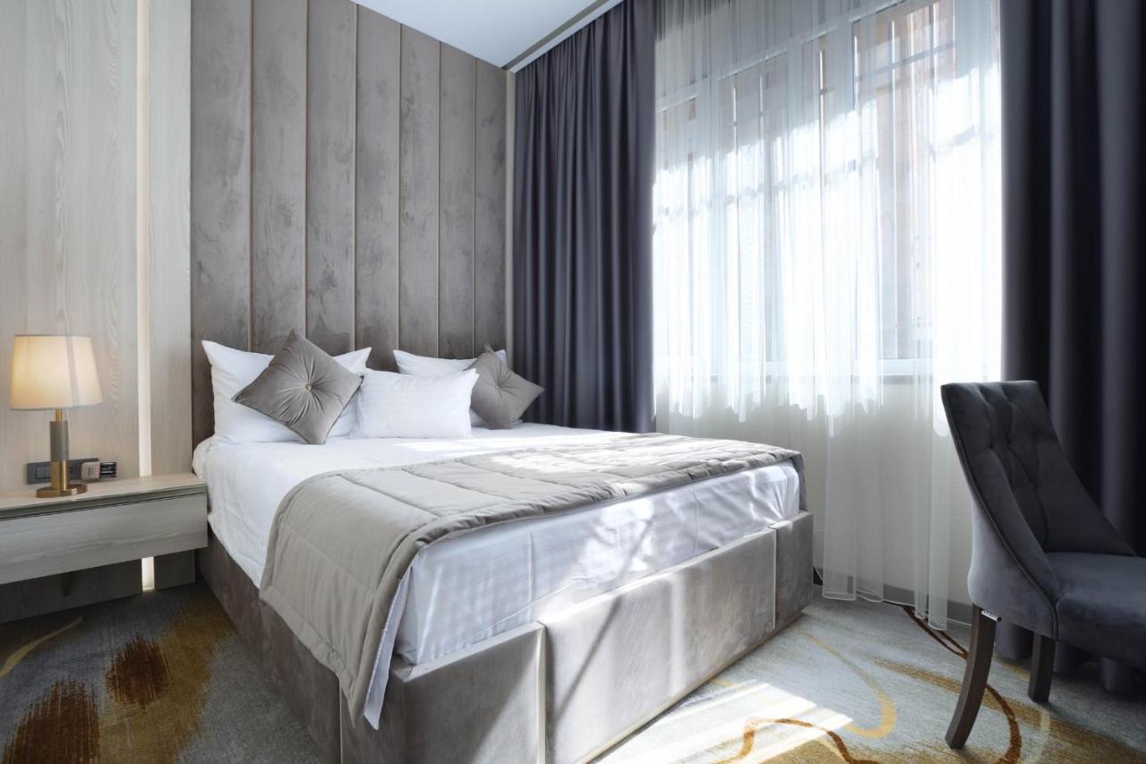 Bourbon Boutique Hotel Yerevan Exterior foto