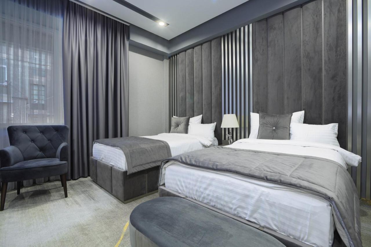 Bourbon Boutique Hotel Yerevan Exterior foto